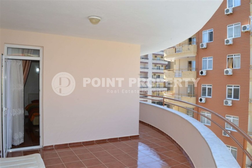 Светлые, уютные апартаменты, с мебелью и бытовой техникой, в 300 метрах от моря-id-5807-фото-12