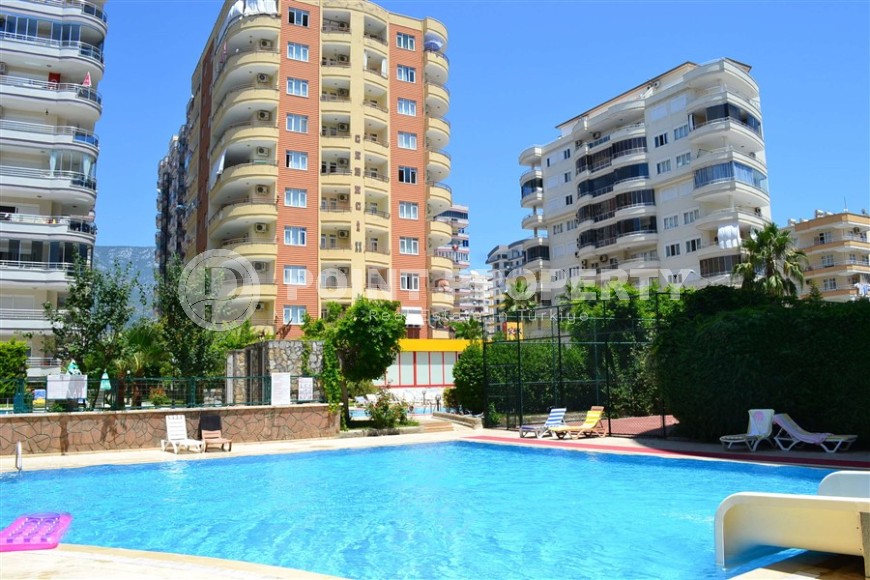 Светлые, уютные апартаменты, с мебелью и бытовой техникой, в 300 метрах от моря-id-5807-фото-16