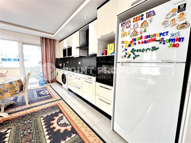 Комфортабельная квартира, с мебелью и бытовой техникой, в 450 метрах от моря, в центре района Махмутлар-id-5808-фото-2