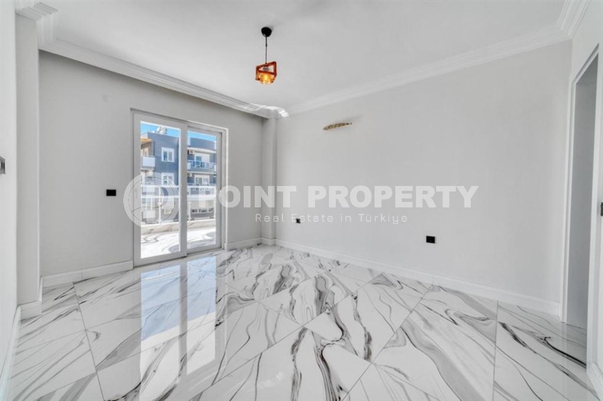 Apartments with high-quality finishing, 350 meters from the sea, in the center of the popular area of Alanya - Mahmutlar-id-5810-photo-5