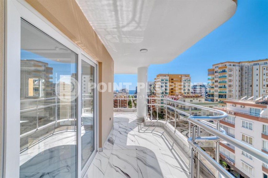 Apartments with high-quality finishing, 350 meters from the sea, in the center of the popular area of Alanya - Mahmutlar-id-5810-photo-17