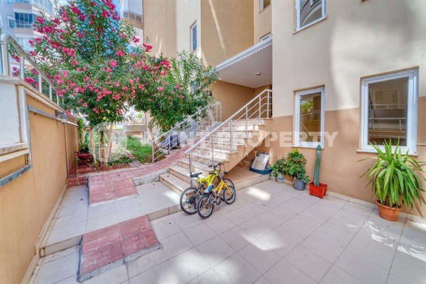 Apartments with high-quality finishing, 350 meters from the sea, in the center of the popular area of Alanya - Mahmutlar-id-5810-photo-21