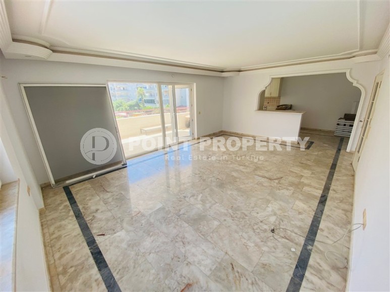 Spacious apartment with two bedrooms in the center of Mahmutlar Description:-id-5812-photo-2