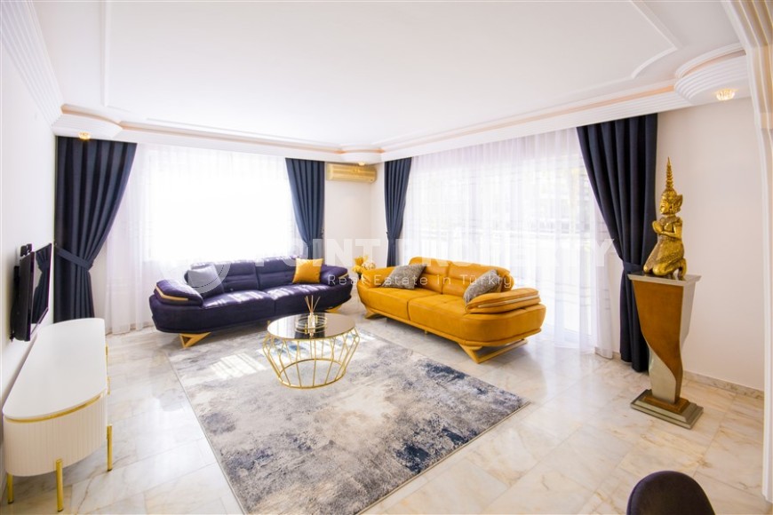 Comfortable apartment with modern design and pleasant, bright interior, in the very center of Mahmutlar-id-5815-photo-2