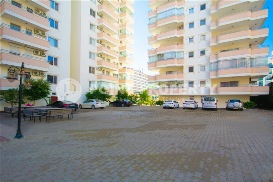 Comfortable apartment with modern design and pleasant, bright interior, in the very center of Mahmutlar-id-5815-photo-31