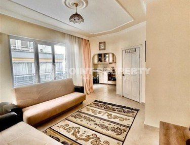 Comfortable furnished apartment with two bedrooms, 50 meters from the sea, in the center of Mahmutlar-id-5818-photo-2