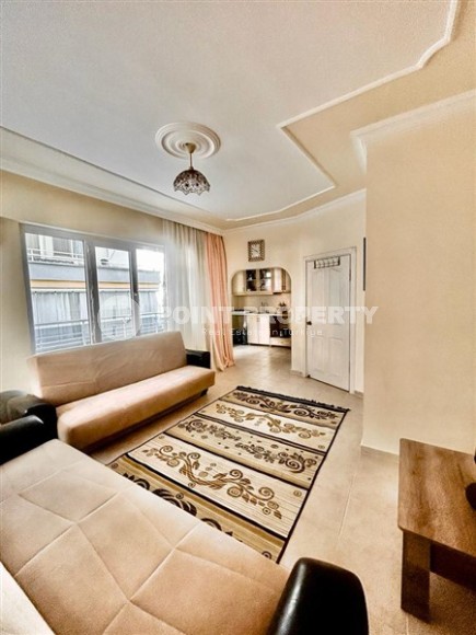 Comfortable furnished apartment with two bedrooms, 50 meters from the sea, in the center of Mahmutlar-id-5818-photo-2