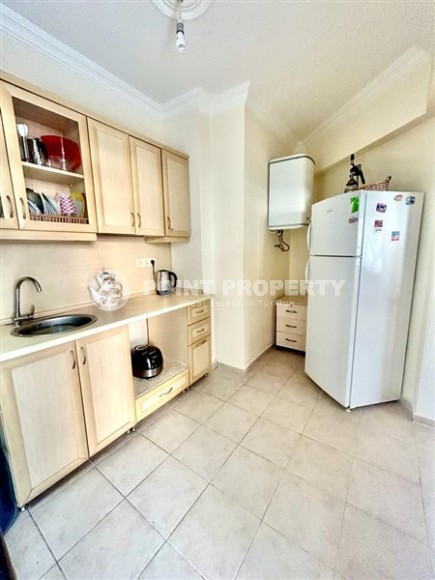 Comfortable furnished apartment with two bedrooms, 50 meters from the sea, in the center of Mahmutlar-id-5818-photo-5