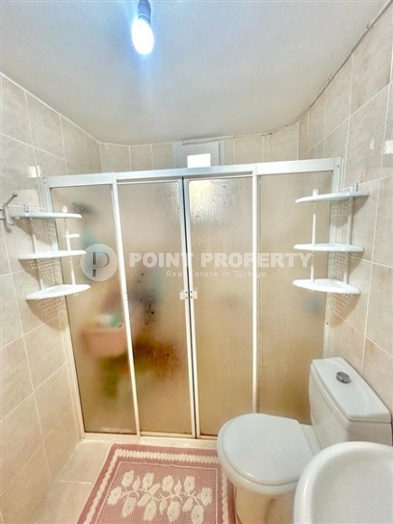 Comfortable furnished apartment with two bedrooms, 50 meters from the sea, in the center of Mahmutlar-id-5818-photo-11