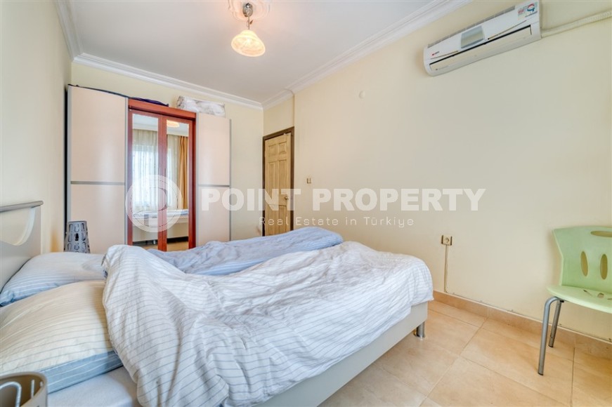 Spacious panoramic apartment overlooking the city and the Taurus Mountains, 700 meters from the sea, in the very center of Alanya-id-5820-photo-10