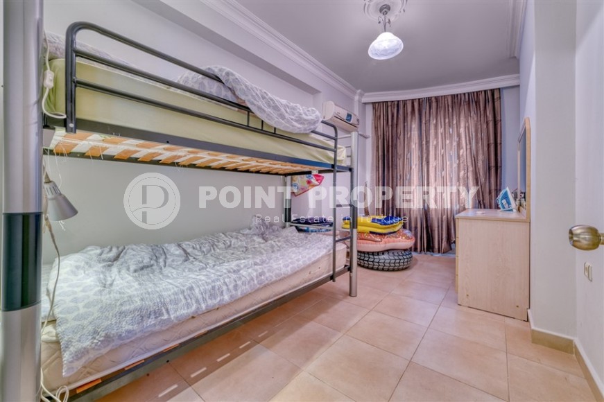 Spacious panoramic apartment overlooking the city and the Taurus Mountains, 700 meters from the sea, in the very center of Alanya-id-5820-photo-11