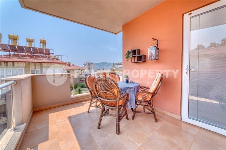 Spacious panoramic apartment overlooking the city and the Taurus Mountains, 700 meters from the sea, in the very center of Alanya-id-5820-photo-17