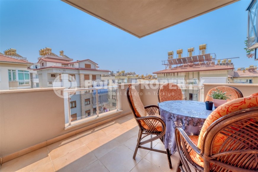 Spacious panoramic apartment overlooking the city and the Taurus Mountains, 700 meters from the sea, in the very center of Alanya-id-5820-photo-18