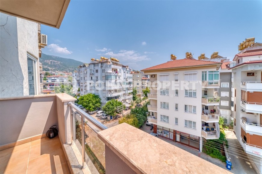 Spacious panoramic apartment overlooking the city and the Taurus Mountains, 700 meters from the sea, in the very center of Alanya-id-5820-photo-20