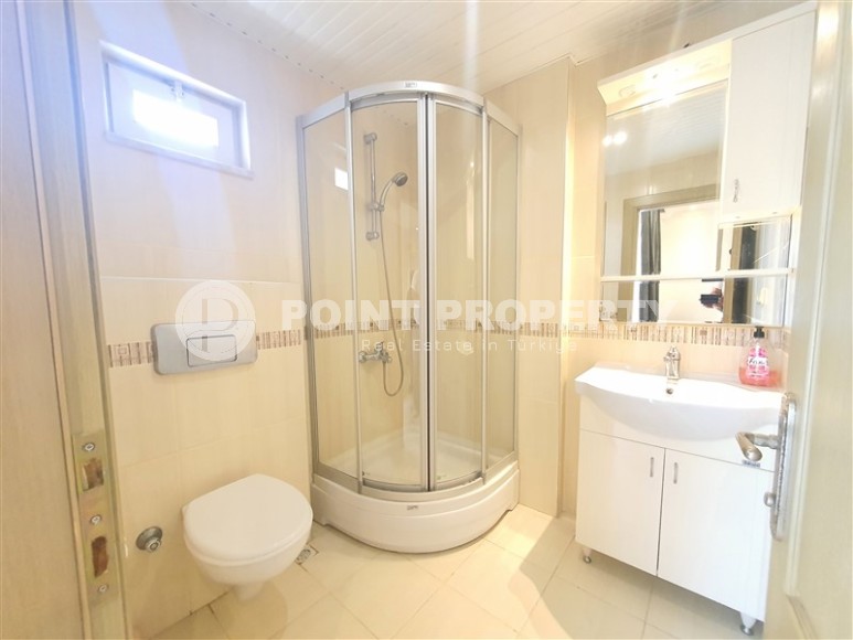 Светлая просторная квартира 2+1, общей площадью 120 м2, в 500 метрах от моря, в спокойном, благоустроенном районе Аланьи - Тосмур-id-5824-фото-8