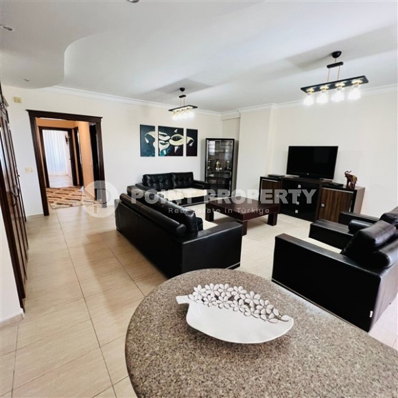 Просторная квартира 2+1, на площади 125 м2, в центре уютного, спокойного района Аланьи - Тосмур-id-5826-фото-3