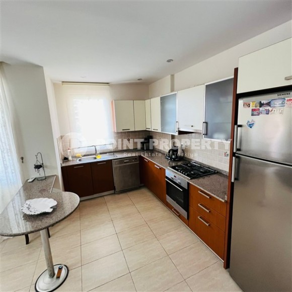 Просторная квартира 2+1, на площади 125 м2, в центре уютного, спокойного района Аланьи - Тосмур-id-5826-фото-4