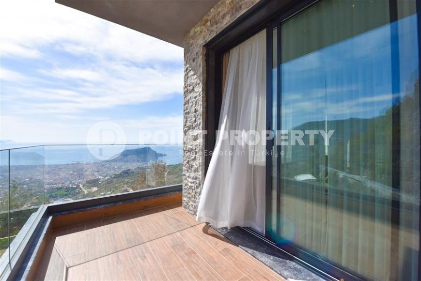 Новая двухэтажная вилла с роскошным панорамным видом на море, в элитном районе Аланьи - Тепе-id-5830-фото-24