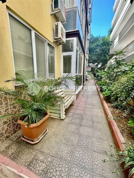 Budget apartment 2+1, with a total area of 120 m2, on the 2nd floor in a building built in 2003-id-5832-photo-9