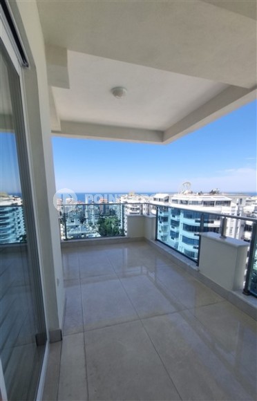 Роскошная двухуровневая квартира с дизайнерским ремонтом на 11-м этаже с мансардой, в новом жилом комплексе, построенном в 2022 году-id-5839-фото-19