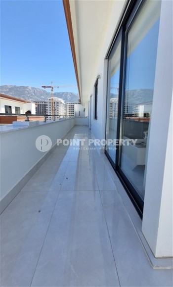 Роскошная двухуровневая квартира с дизайнерским ремонтом на 11-м этаже с мансардой, в новом жилом комплексе, построенном в 2022 году-id-5839-фото-21