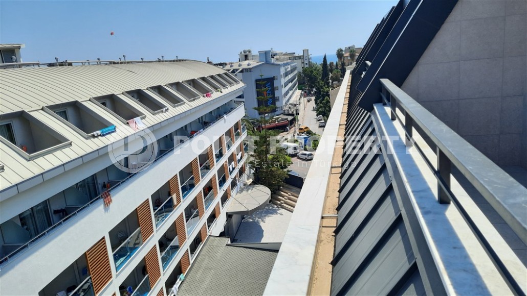 Просторная двухуровневая квартира с чистовой отделкой, в 250 метрах от пляжа и набережной-id-5846-фото-15