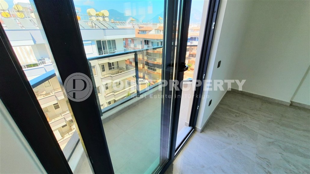 Просторная двухуровневая квартира с чистовой отделкой, в 250 метрах от пляжа и набережной-id-5846-фото-16