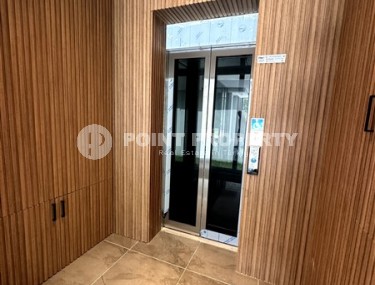 Роскошная трехэтажная вилла с бассейном и садом, в престижном районе Аланьи - Тепе-id-5851-фото-5