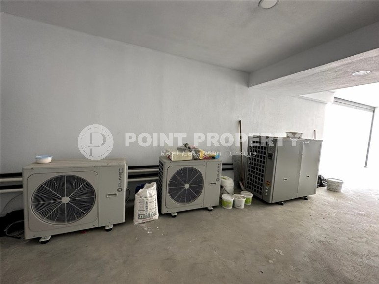 Luxurious three-storey villa with a swimming pool and garden, in a prestigious area of Alanya - Tepe-id-5851-photo-12