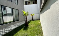 Luxurious three-storey villa with a swimming pool and garden, in a prestigious area of Alanya - Tepe-id-5851-photo-16