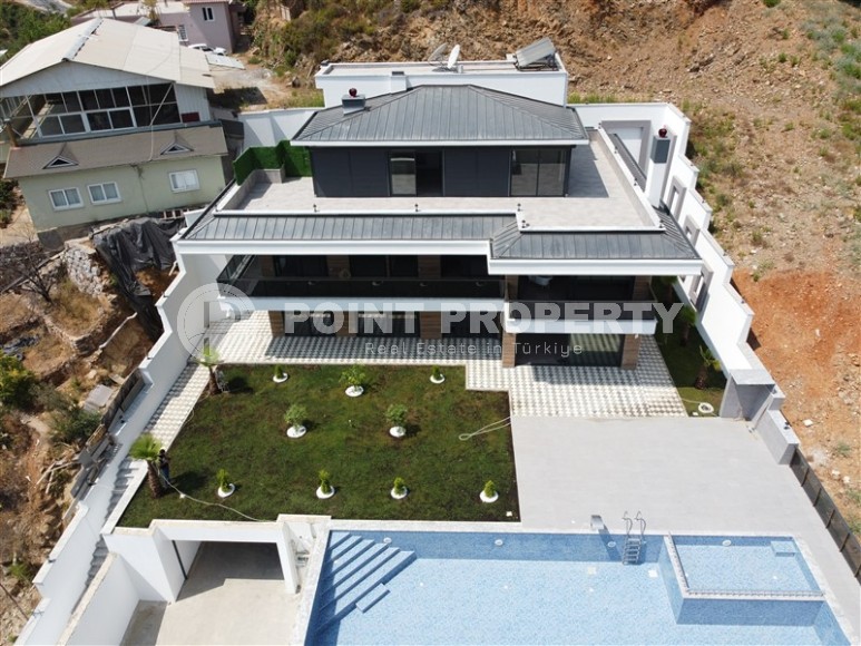 Luxurious three-storey villa with a swimming pool and garden, in a prestigious area of Alanya - Tepe-id-5851-photo-20