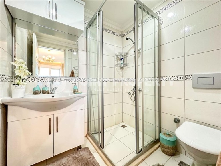 Modern spacious apartment 2+1, with a total area of 120 m2, 500 meters from the sea, in the center of Mahmutlar-id-5861-photo-10