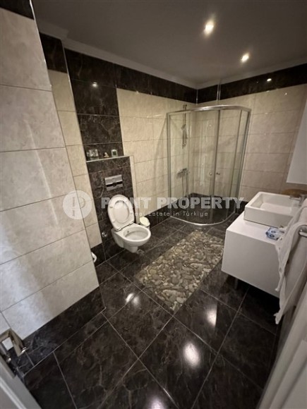 Large two-level apartment 5+1, with a total area of 290 m2, in the popular area of Alanya - Oba-id-5868-photo-15