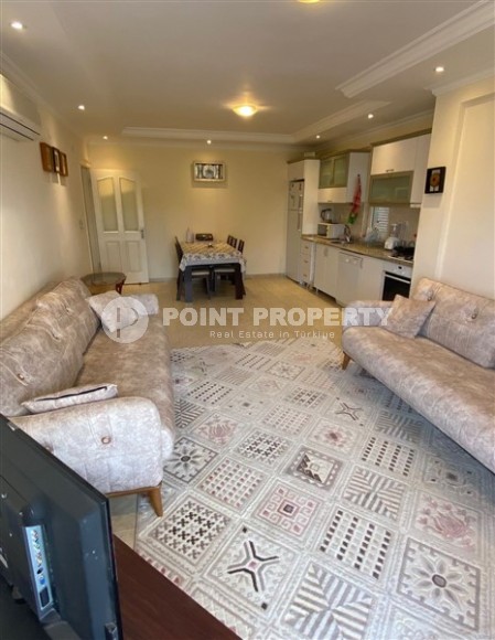 Просторная меблированная квартира с двумя спальными комнатами в 800 метрах от моря-id-5871-фото-2