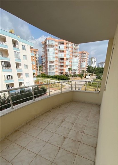 Просторная меблированная квартира с двумя спальными комнатами в 800 метрах от моря-id-5871-фото-8