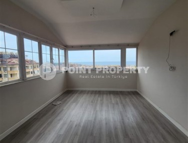 Панорамная двухуровневая квартира с видом на море, в нескольких минутах ходьбы от центра Аланьи-id-5872-фото-5