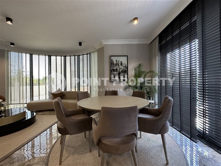 Stylish new villa 200 meters from the beach, in a quiet area of Alanya - Payallar-id-5875-photo-4