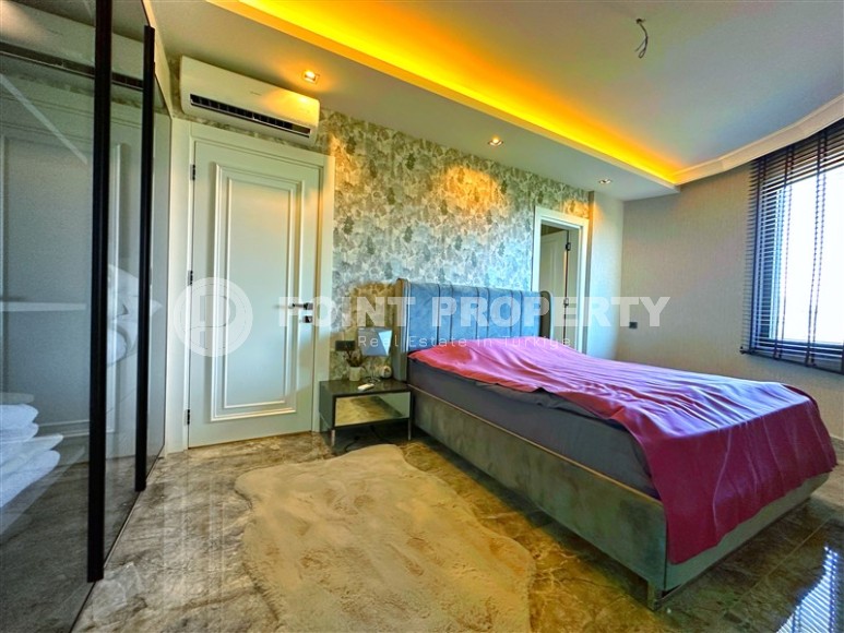 Stylish new villa 200 meters from the beach, in a quiet area of Alanya - Payallar-id-5875-photo-10