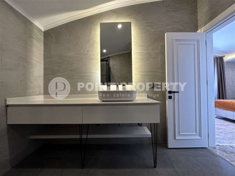 Stylish new villa 200 meters from the beach, in a quiet area of Alanya - Payallar-id-5875-photo-19