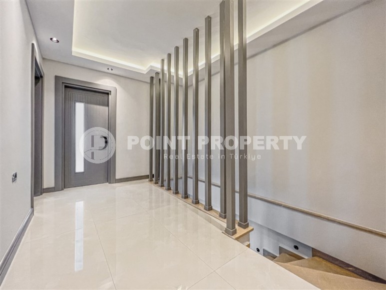 Large duplex apartment with luxurious sea views, in the center of Mahmutlar-id-5877-photo-18