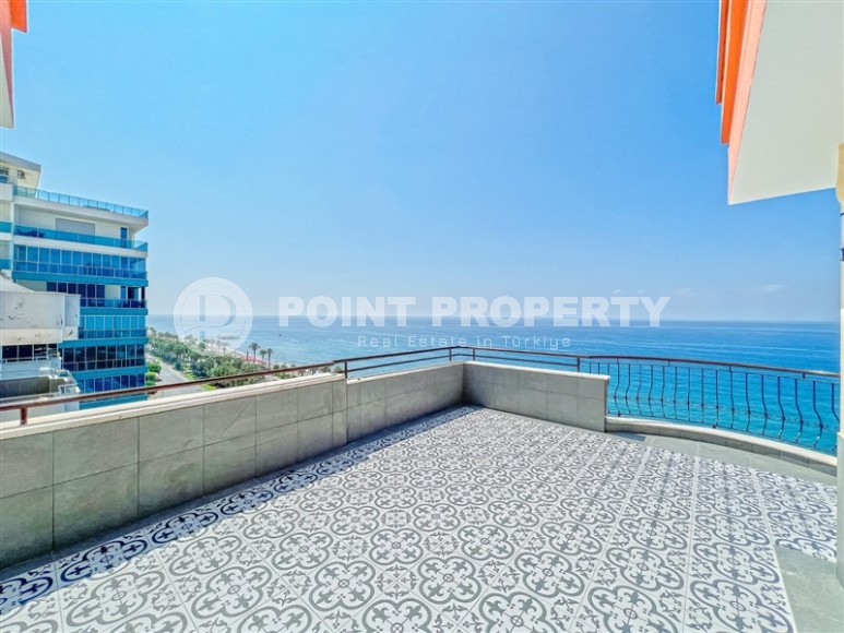 Large duplex apartment with luxurious sea views, in the center of Mahmutlar-id-5877-photo-32