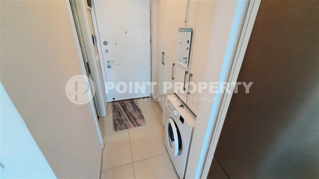 Компактная студия, на площади 35 м2, в 200 метрах от моря, в центре района Махмутлар-id-5881-фото-4