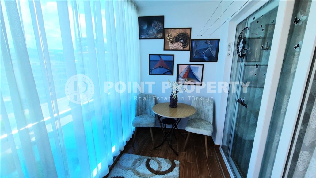 Компактная студия, на площади 35 м2, в 200 метрах от моря, в центре района Махмутлар-id-5881-фото-6