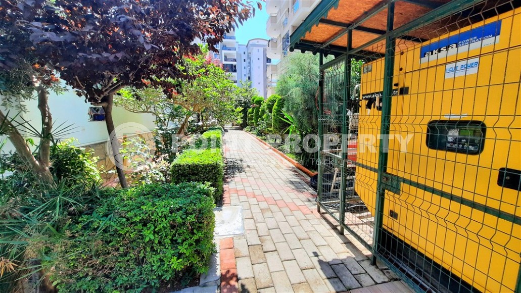 Компактная студия, на площади 35 м2, в 200 метрах от моря, в центре района Махмутлар-id-5881-фото-12