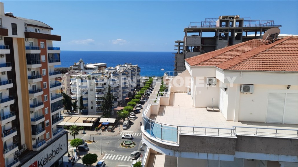 Компактная студия, на площади 35 м2, в 200 метрах от моря, в центре района Махмутлар-id-5881-фото-14