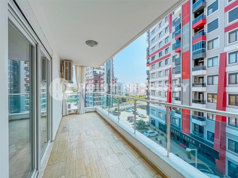 Современная комфортабельная квартира с двумя спальными комнатами, в 800 метрах от моря-id-5883-фото-15