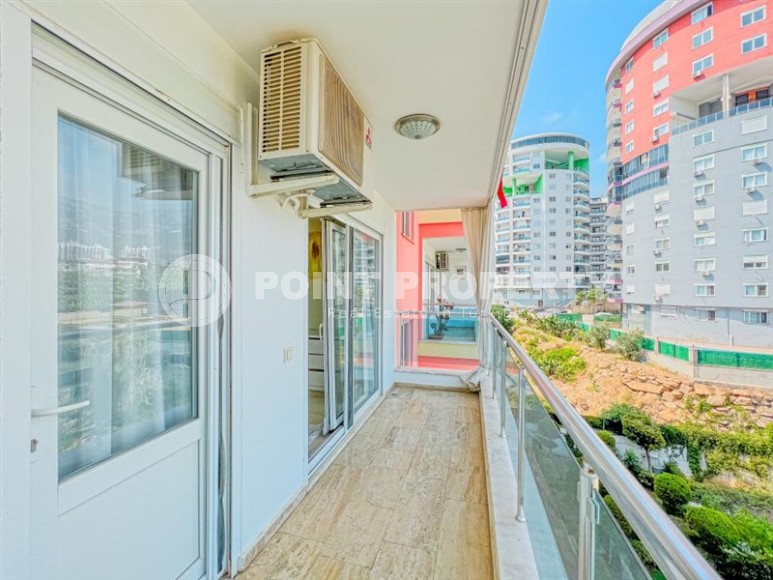 Современная комфортабельная квартира с двумя спальными комнатами, в 800 метрах от моря-id-5883-фото-18