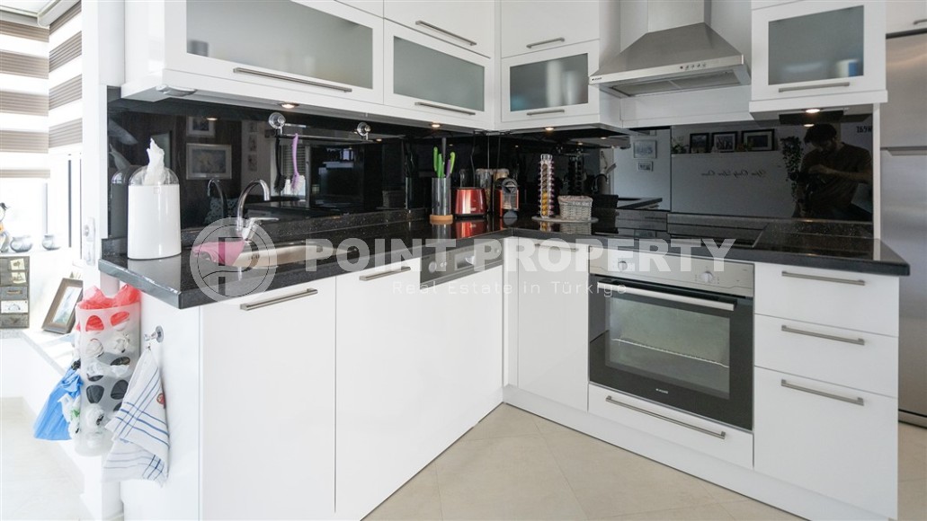 Апартаменты с видом на море, в 50 метрах от пляжа и набережной-id-5886-фото-4