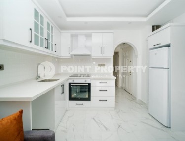 Квартира с новым ремонтом, современным дизайном, мебелью и бытовой техникой, в 100 метрах от моря-id-5887-фото-3