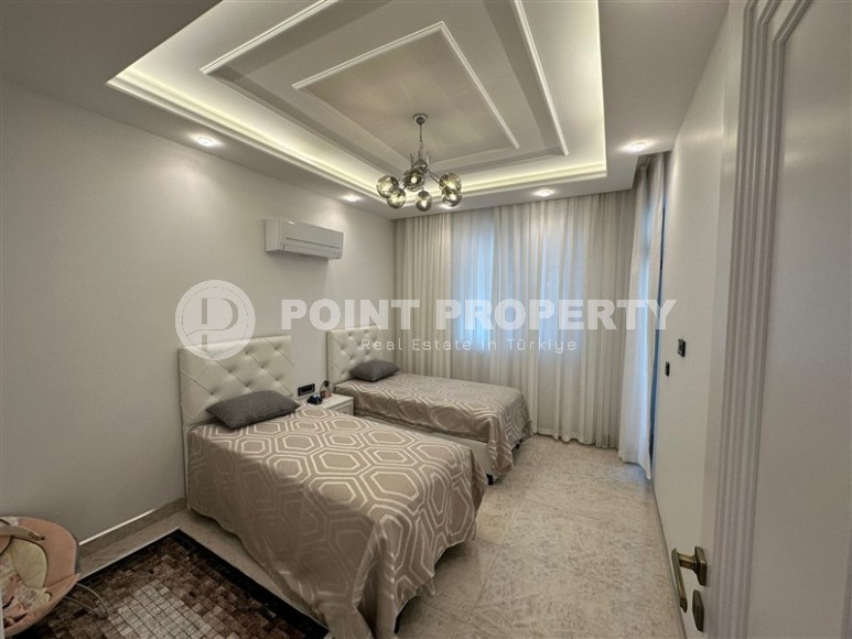Apartment with designer renovation on the first line from the sea, in the Mahmutlar area-id-5893-photo-7